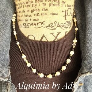 Minimalist Beluga black onyx white agate pearl statement necklace